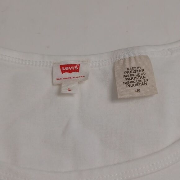 Levi's White and Red Fitted Short Sleeve T-Shirt - Picture 3 of 9